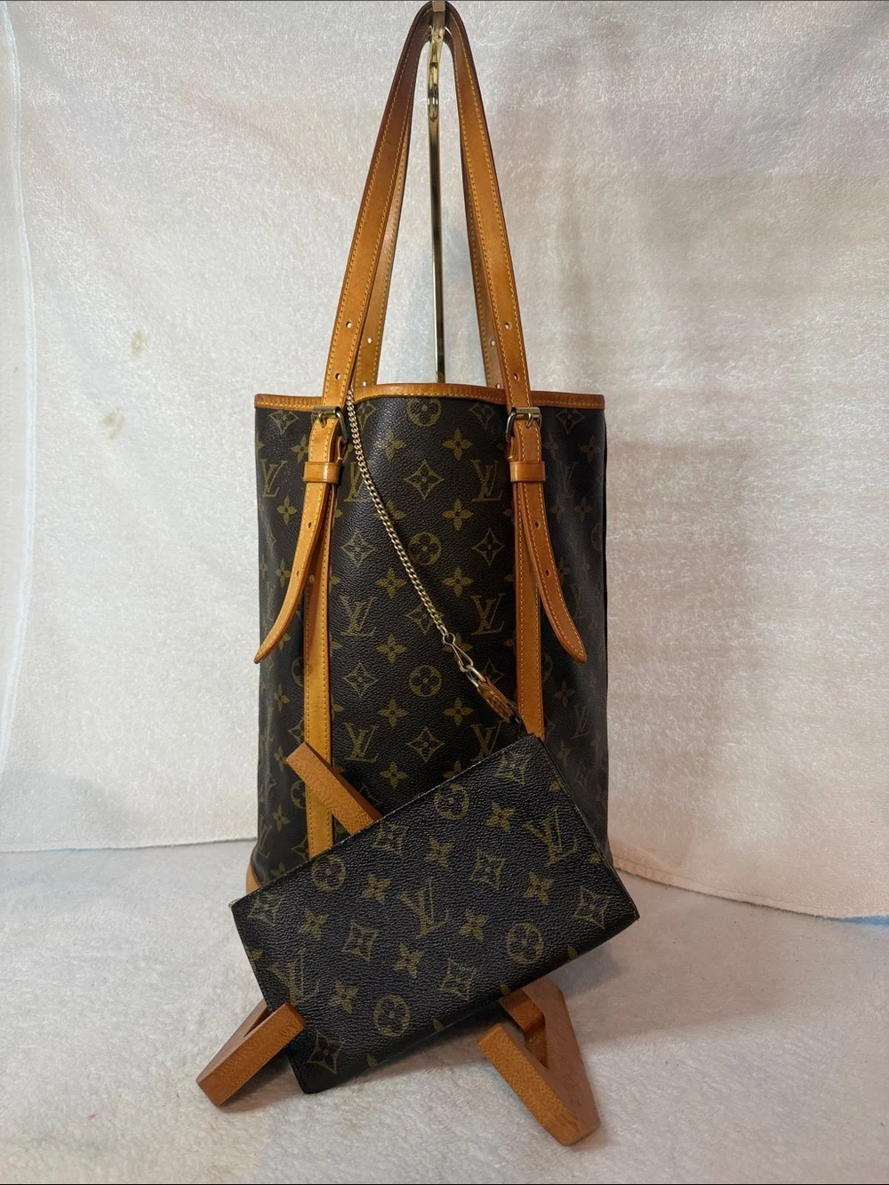 Louis Vuitton Tote Bag Bucket GM Brown Monogram with Louis Vuitton Pouch